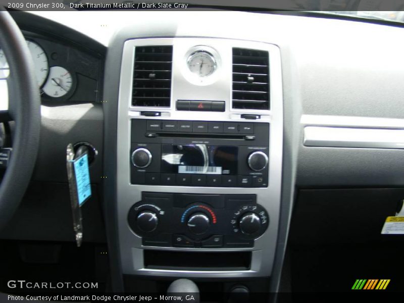 Dark Titanium Metallic / Dark Slate Gray 2009 Chrysler 300
