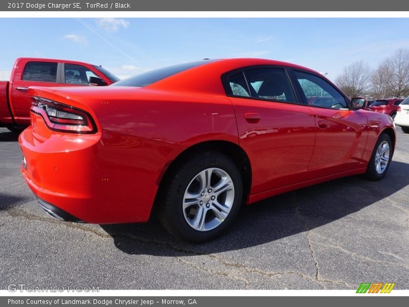 TorRed / Black 2017 Dodge Charger SE