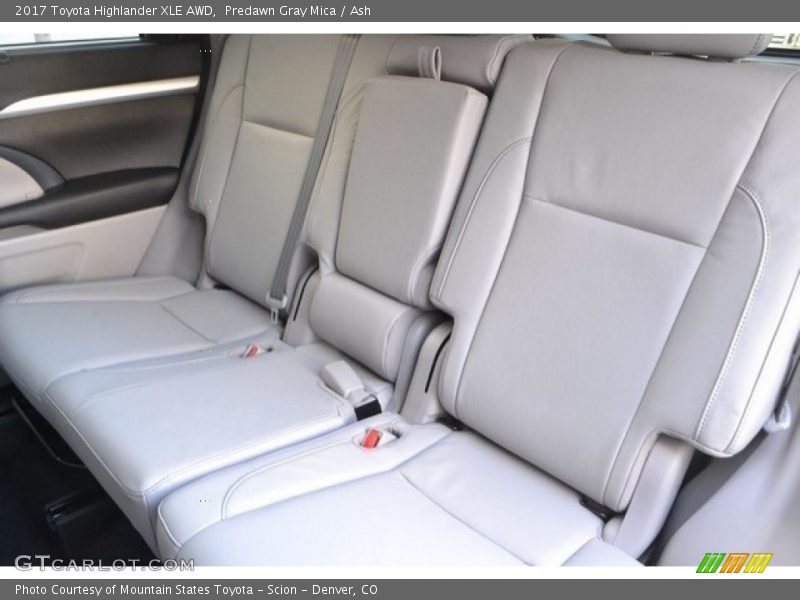 Predawn Gray Mica / Ash 2017 Toyota Highlander XLE AWD