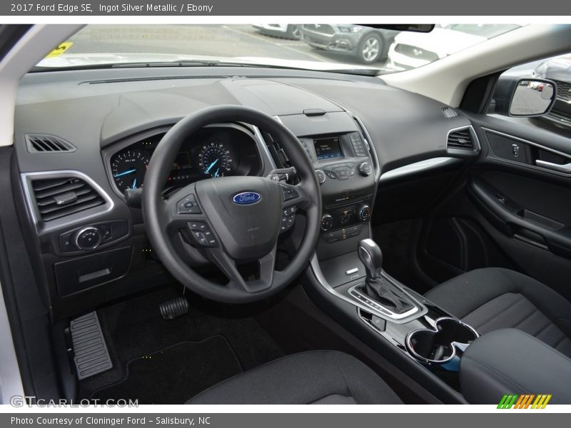 Ingot Silver Metallic / Ebony 2017 Ford Edge SE