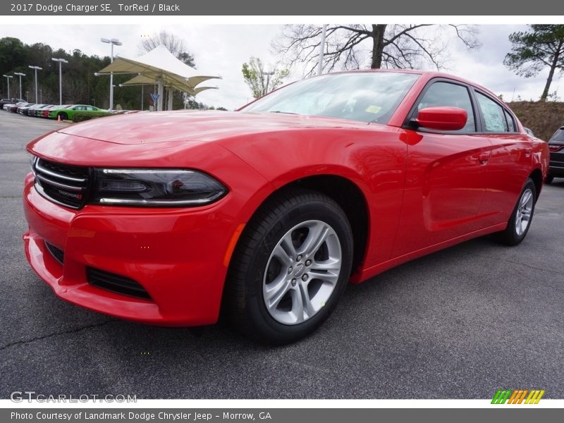 TorRed / Black 2017 Dodge Charger SE