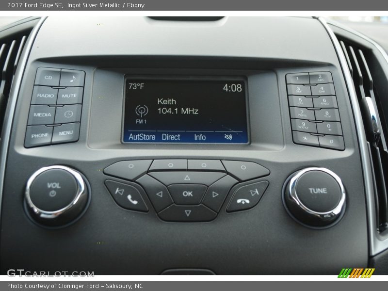 Ingot Silver Metallic / Ebony 2017 Ford Edge SE