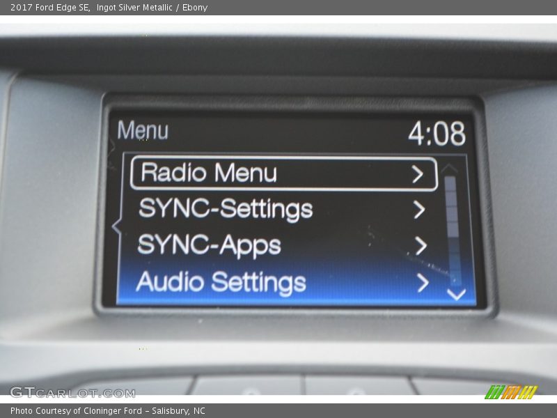 Ingot Silver Metallic / Ebony 2017 Ford Edge SE