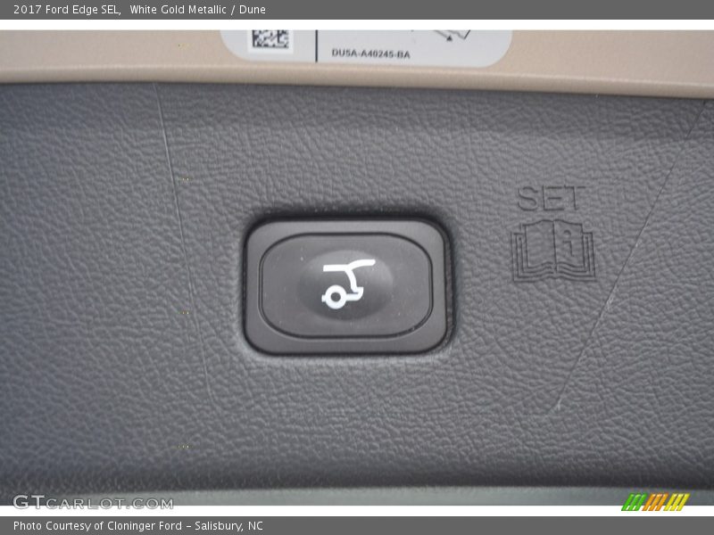 White Gold Metallic / Dune 2017 Ford Edge SEL