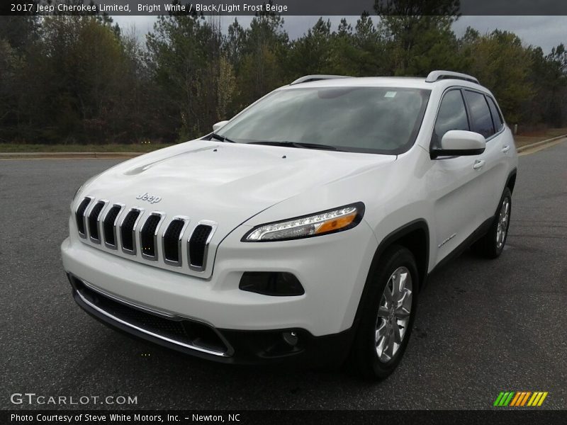 Bright White / Black/Light Frost Beige 2017 Jeep Cherokee Limited