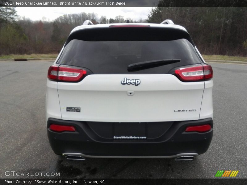 Bright White / Black/Light Frost Beige 2017 Jeep Cherokee Limited