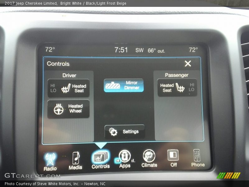 Bright White / Black/Light Frost Beige 2017 Jeep Cherokee Limited