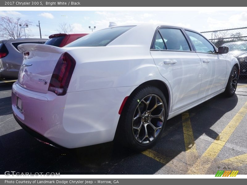 Bright White / Black 2017 Chrysler 300 S