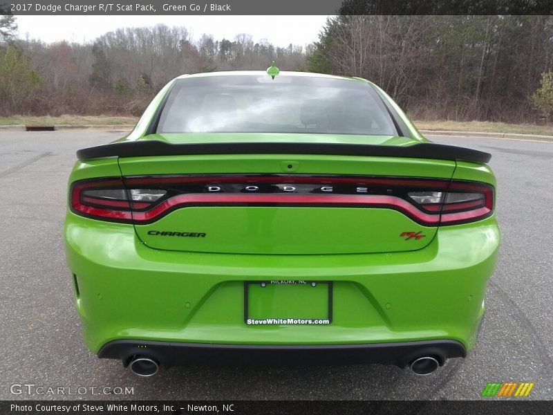 Green Go / Black 2017 Dodge Charger R/T Scat Pack