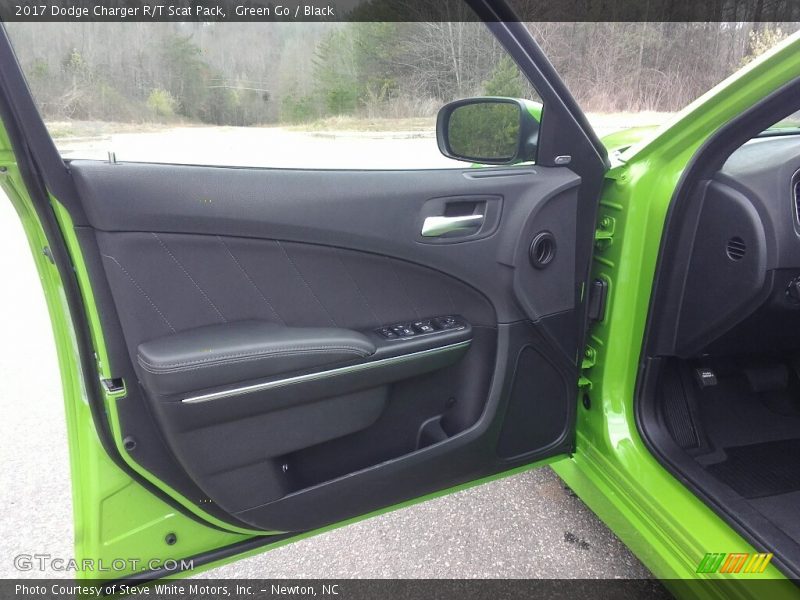 Green Go / Black 2017 Dodge Charger R/T Scat Pack