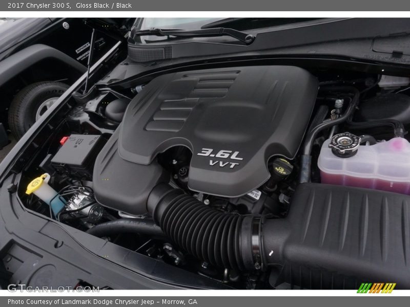 Gloss Black / Black 2017 Chrysler 300 S