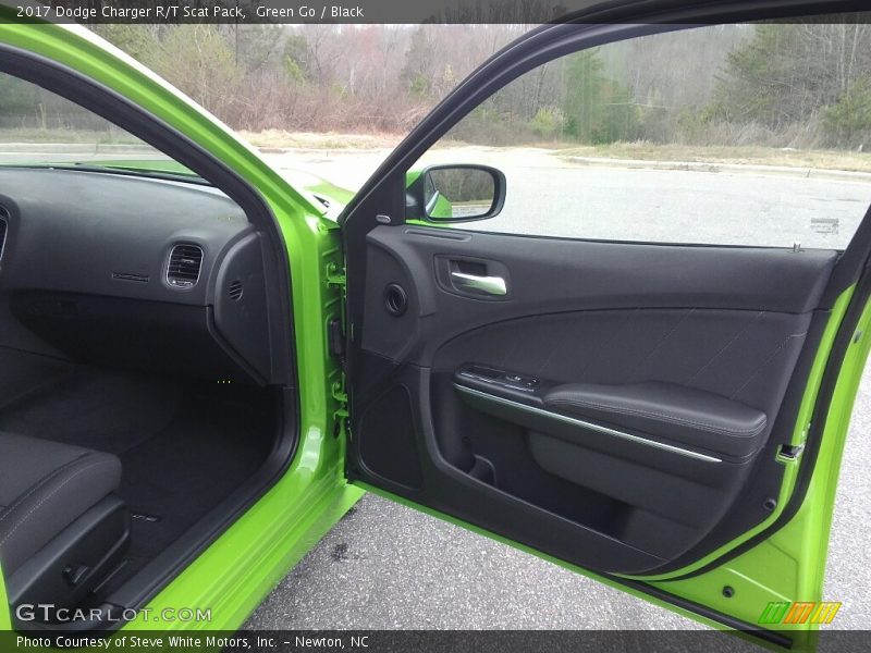 Green Go / Black 2017 Dodge Charger R/T Scat Pack
