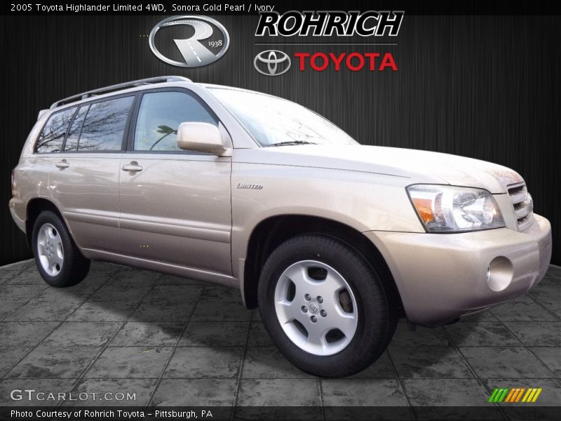 Sonora Gold Pearl / Ivory 2005 Toyota Highlander Limited 4WD