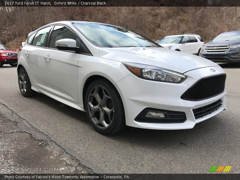 Front 3/4 View of 2017 Focus ST Hatch