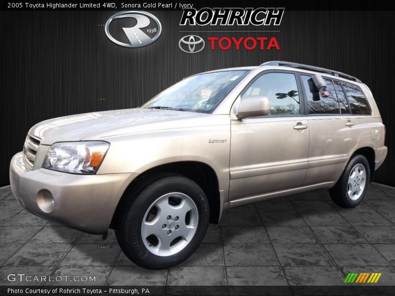 Sonora Gold Pearl / Ivory 2005 Toyota Highlander Limited 4WD
