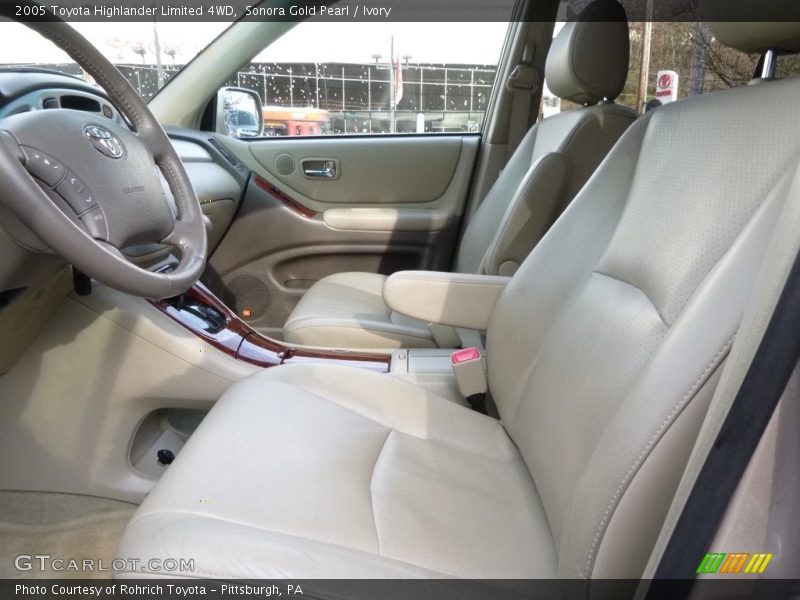 Sonora Gold Pearl / Ivory 2005 Toyota Highlander Limited 4WD