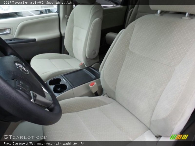 Super White / Ash 2017 Toyota Sienna LE AWD