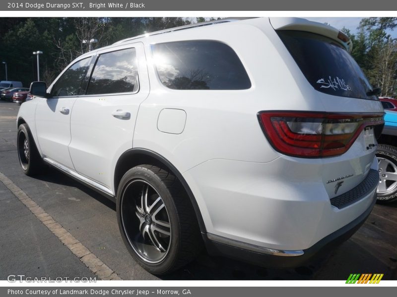 Bright White / Black 2014 Dodge Durango SXT