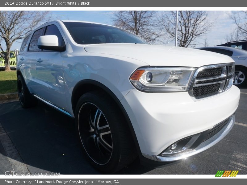 Bright White / Black 2014 Dodge Durango SXT