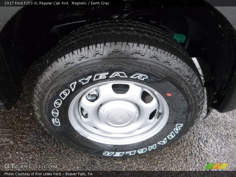 Magnetic / Earth Gray 2017 Ford F150 XL Regular Cab 4x4