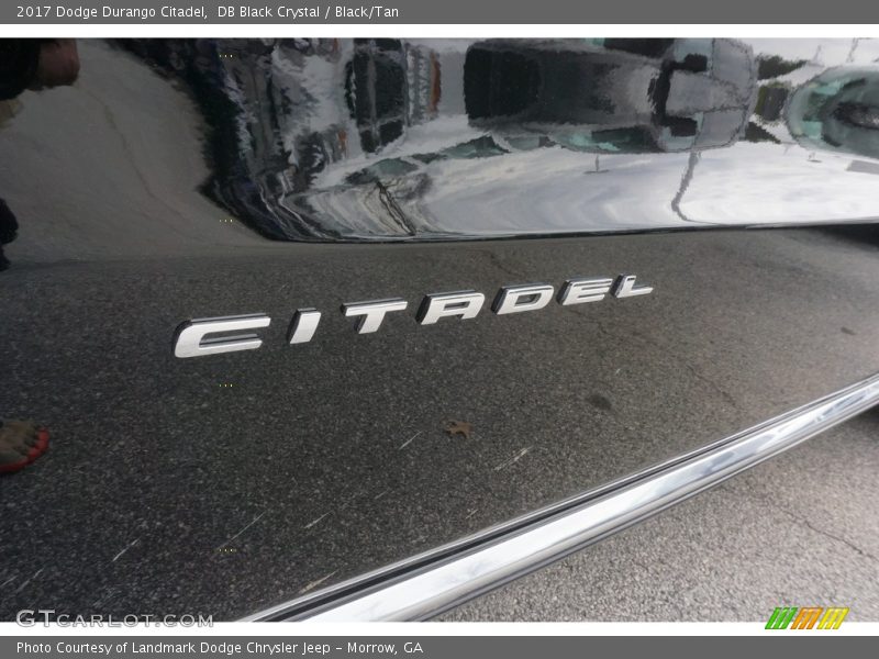 DB Black Crystal / Black/Tan 2017 Dodge Durango Citadel