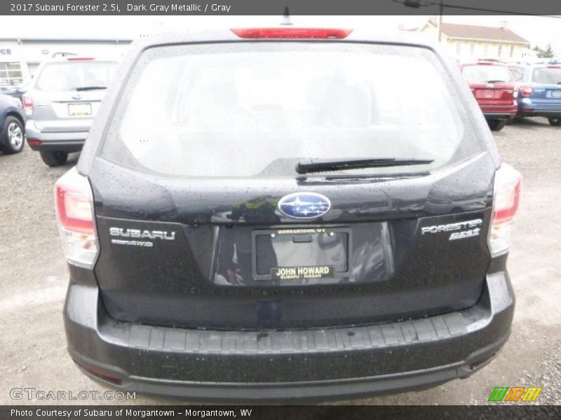 Dark Gray Metallic / Gray 2017 Subaru Forester 2.5i