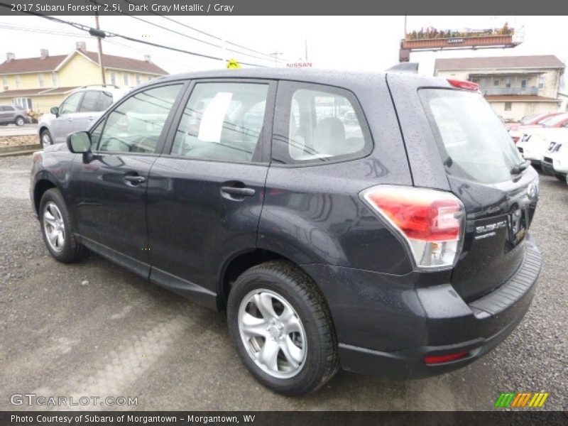 Dark Gray Metallic / Gray 2017 Subaru Forester 2.5i