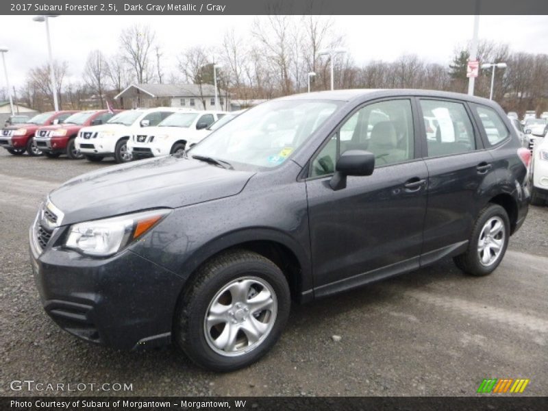 Dark Gray Metallic / Gray 2017 Subaru Forester 2.5i