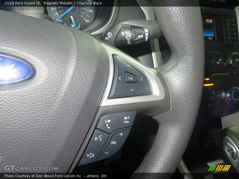 Magnetic Metallic / Charcoal Black 2016 Ford Fusion SE