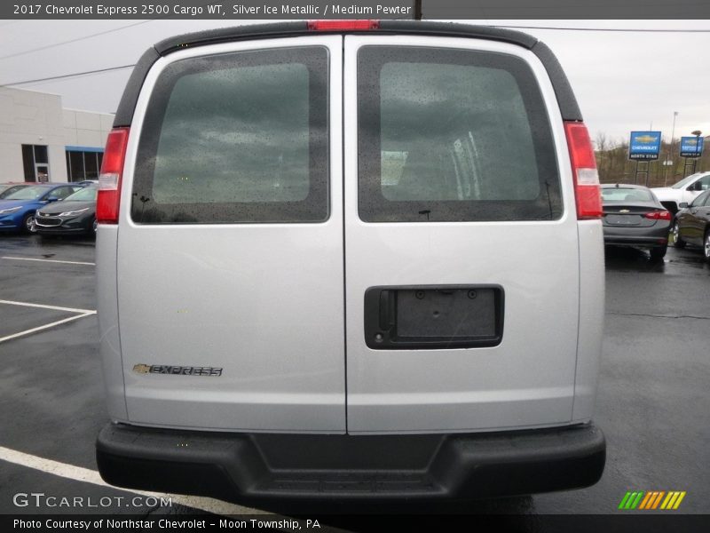 Silver Ice Metallic / Medium Pewter 2017 Chevrolet Express 2500 Cargo WT