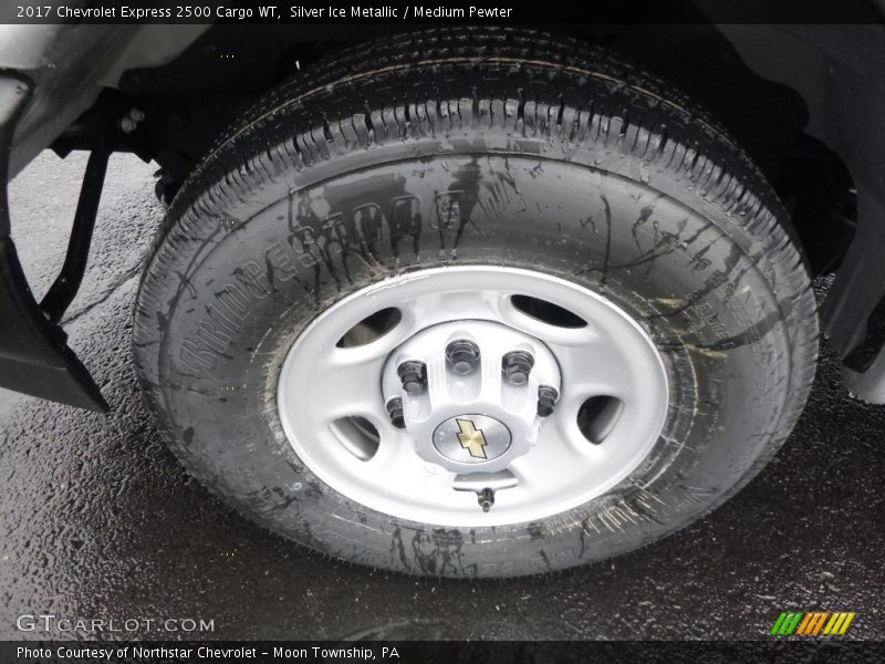 Silver Ice Metallic / Medium Pewter 2017 Chevrolet Express 2500 Cargo WT