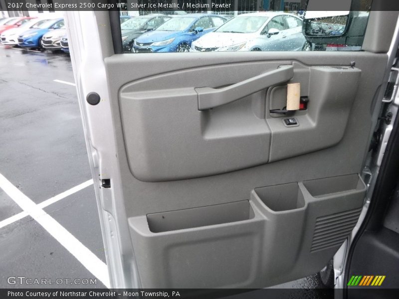 Silver Ice Metallic / Medium Pewter 2017 Chevrolet Express 2500 Cargo WT