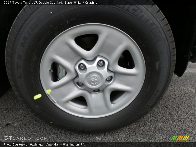 Super White / Graphite 2017 Toyota Tundra SR Double Cab 4x4