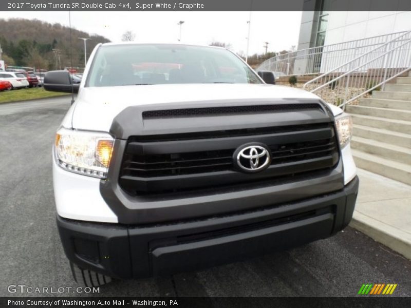Super White / Graphite 2017 Toyota Tundra SR Double Cab 4x4
