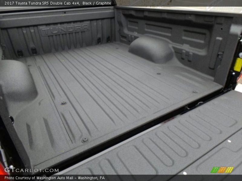 Black / Graphite 2017 Toyota Tundra SR5 Double Cab 4x4