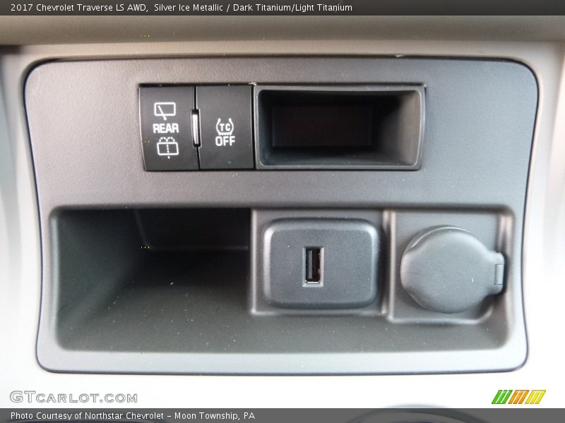 Silver Ice Metallic / Dark Titanium/Light Titanium 2017 Chevrolet Traverse LS AWD