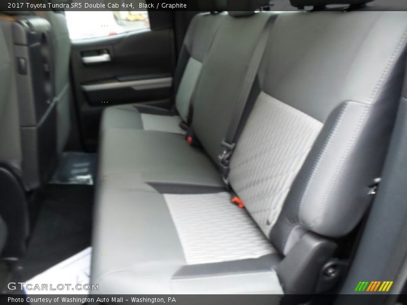 Black / Graphite 2017 Toyota Tundra SR5 Double Cab 4x4