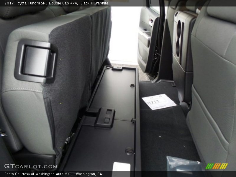 Black / Graphite 2017 Toyota Tundra SR5 Double Cab 4x4
