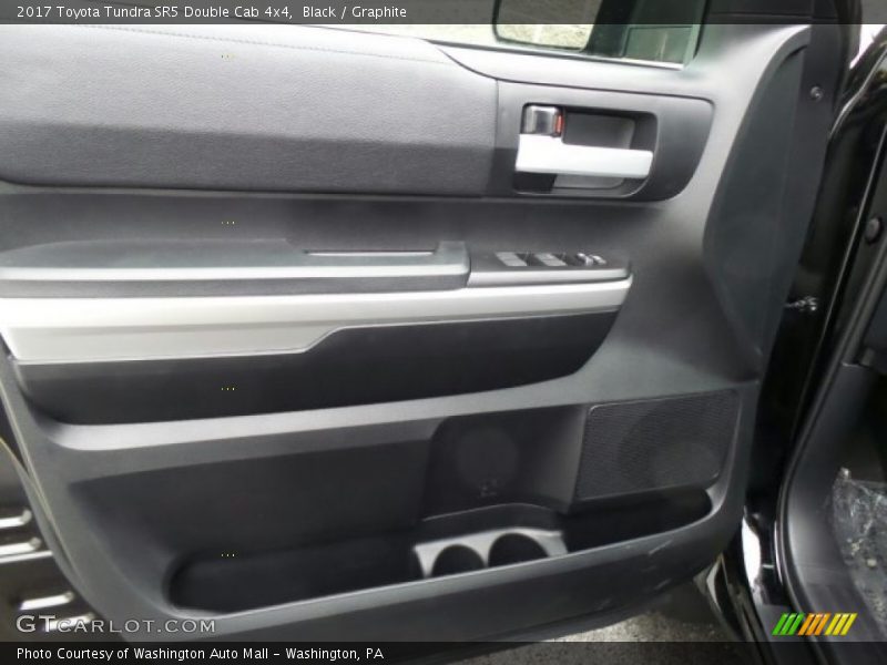 Black / Graphite 2017 Toyota Tundra SR5 Double Cab 4x4