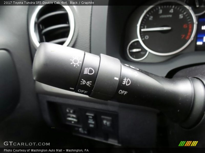 Black / Graphite 2017 Toyota Tundra SR5 Double Cab 4x4