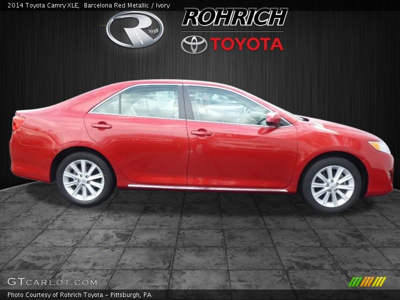 Barcelona Red Metallic / Ivory 2014 Toyota Camry XLE