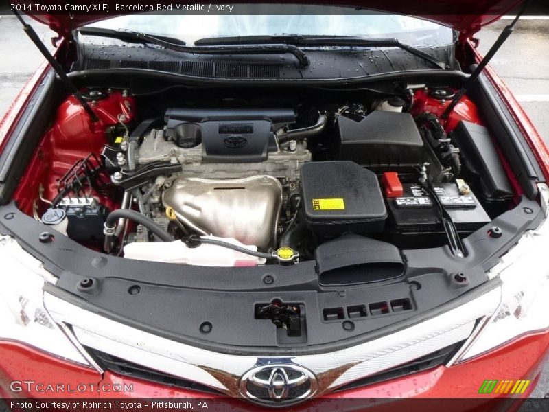 Barcelona Red Metallic / Ivory 2014 Toyota Camry XLE