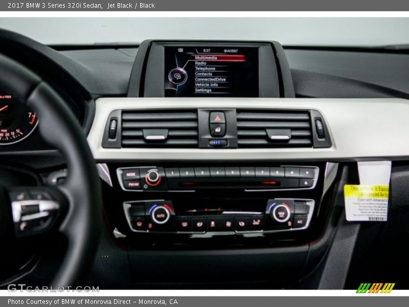 Jet Black / Black 2017 BMW 3 Series 320i Sedan