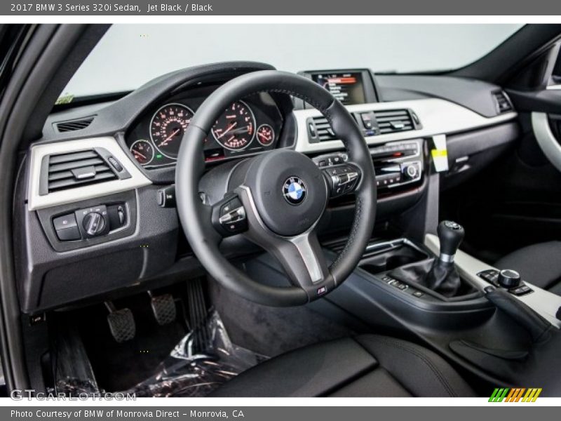 Jet Black / Black 2017 BMW 3 Series 320i Sedan