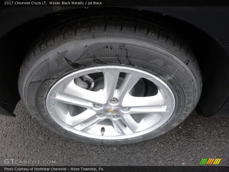 Mosaic Black Metallic / Jet Black 2017 Chevrolet Cruze LT
