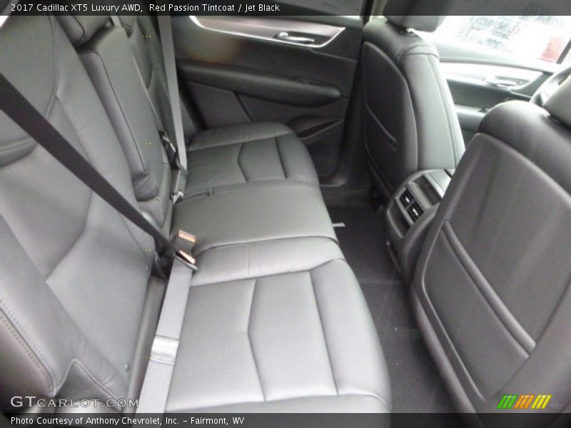 Red Passion Tintcoat / Jet Black 2017 Cadillac XT5 Luxury AWD