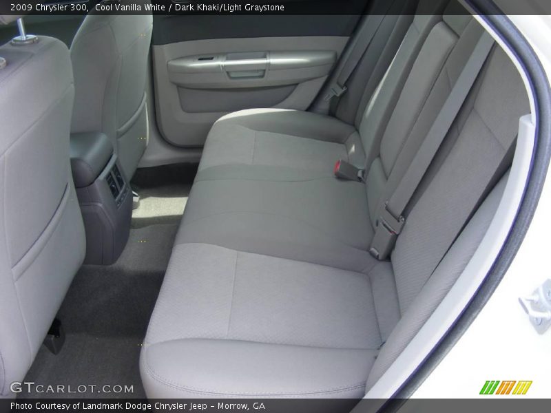 Cool Vanilla White / Dark Khaki/Light Graystone 2009 Chrysler 300