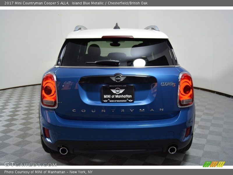 Island Blue Metallic / Chesterfield/British Oak 2017 Mini Countryman Cooper S ALL4