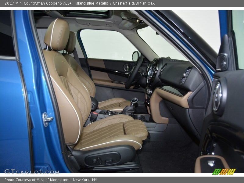 Front Seat of 2017 Countryman Cooper S ALL4