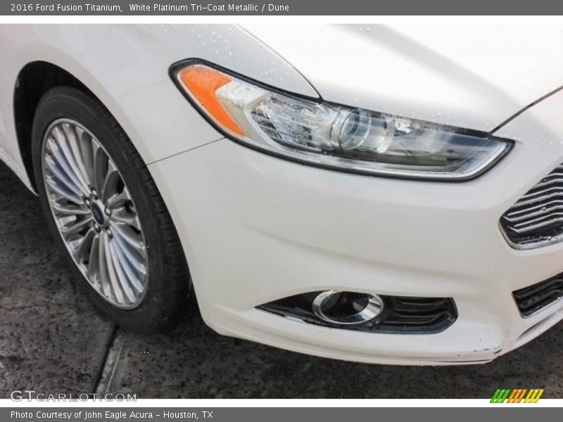White Platinum Tri-Coat Metallic / Dune 2016 Ford Fusion Titanium